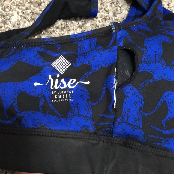 Lularoe Rise Sports bra - Picture 4 of 5